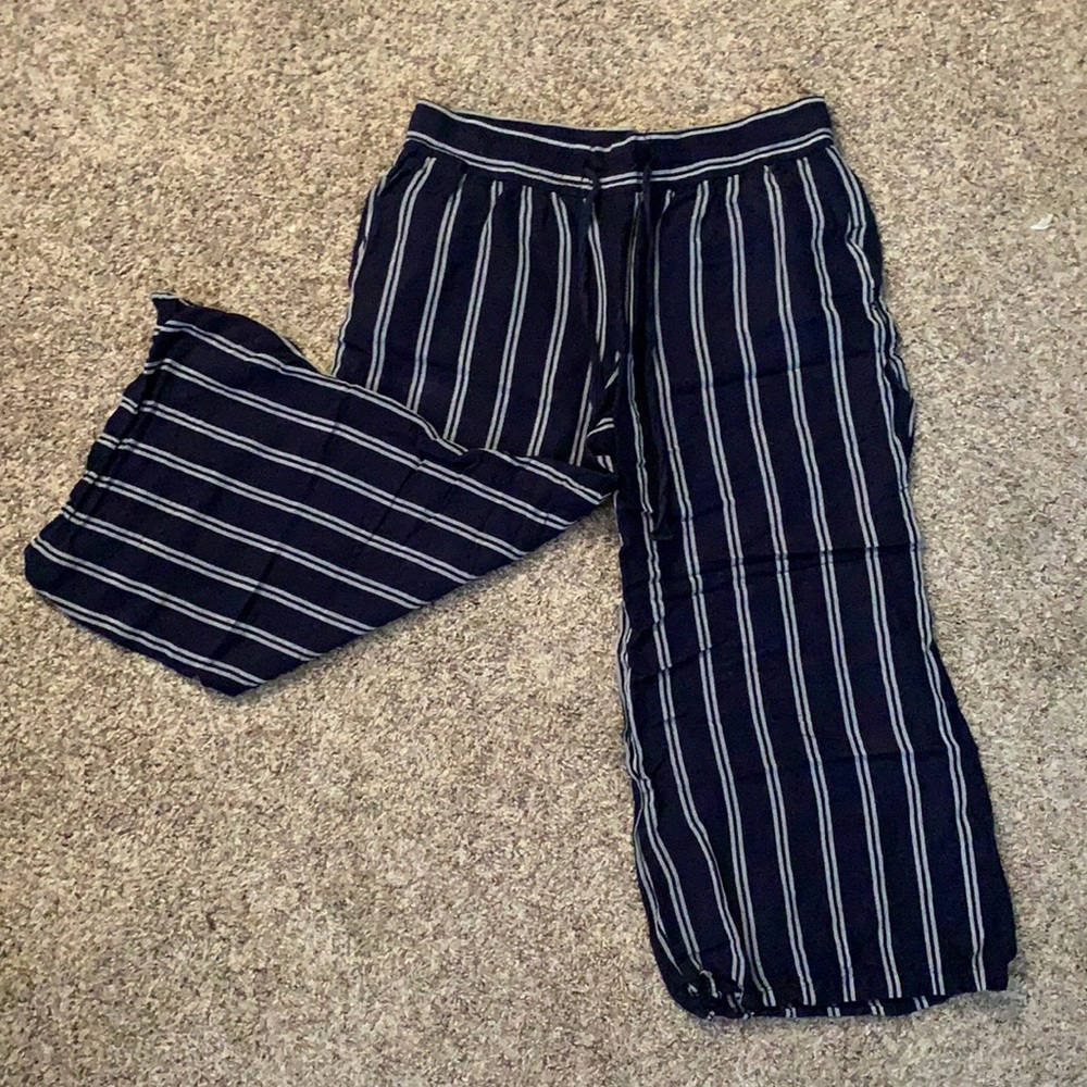 Navy and white flowy pant with wide stretchy band